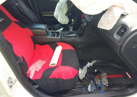 2016 Dodge Charger Sxt z USA, uszkodzony, nr VIN 2C3CDXHG5GH204377